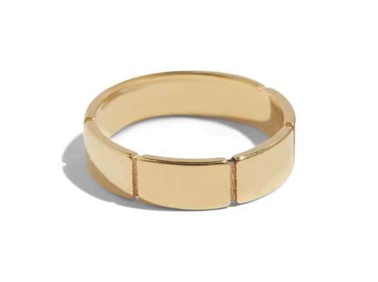 Gold Basic Ring w Engraved Lines